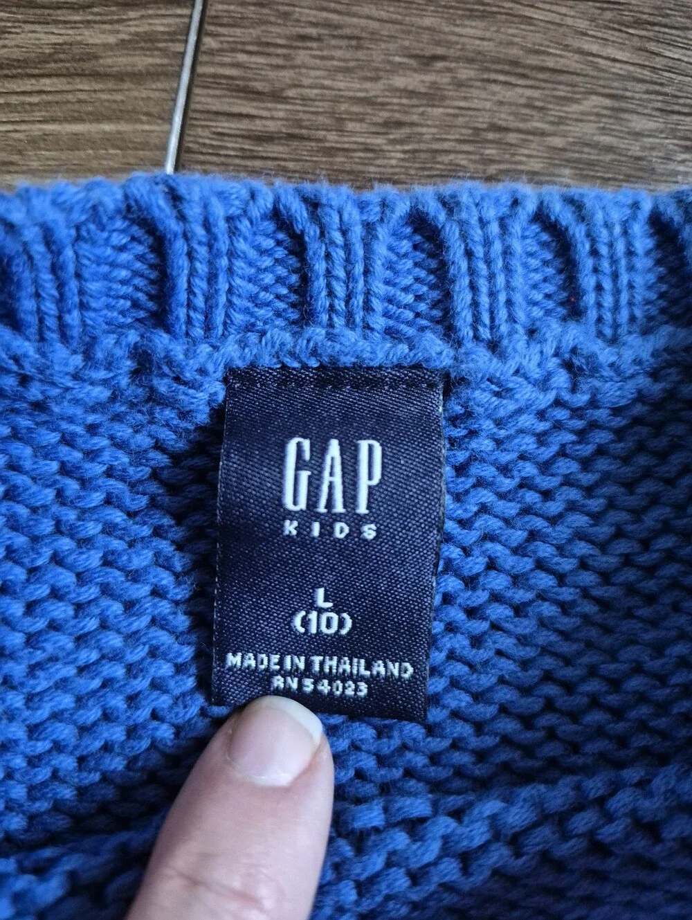 GAP Boys Striped Crewneck Sweater Sz 10/L Blue